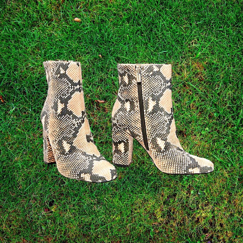 vince camuto square toe snake print boots 8.5